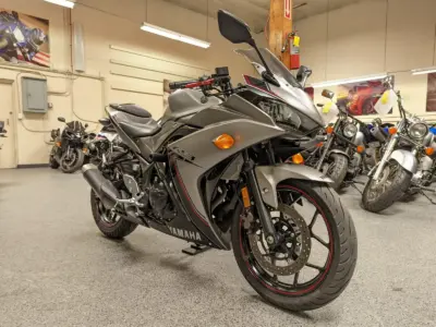 2016 Yamaha R3