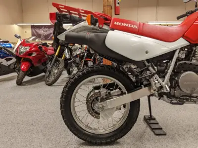 2017 HONDA XR650L