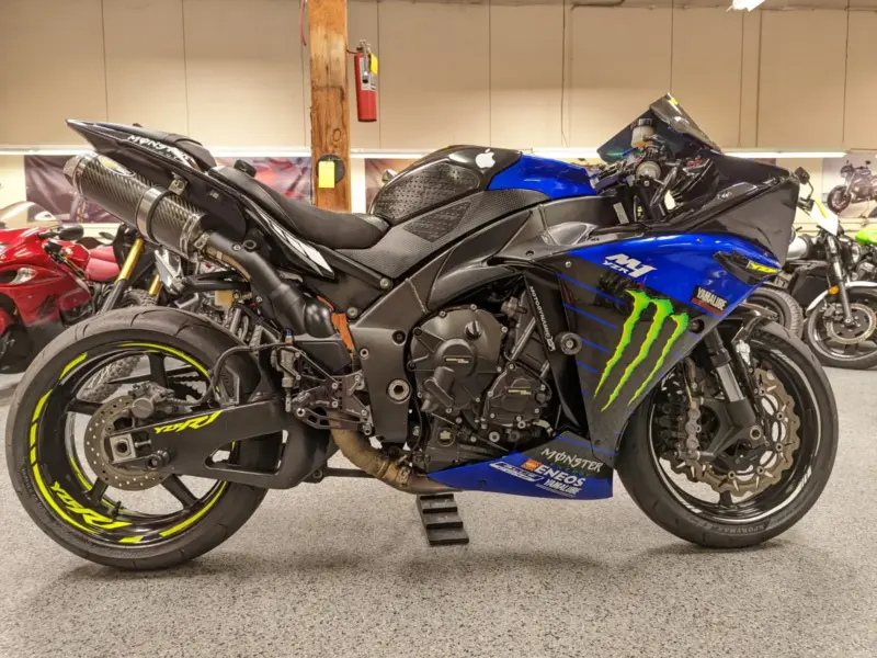 2012 Yamaha R1
