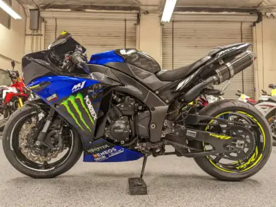 2012 Yamaha R1