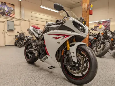 2009 Yamaha R1 Crossplane