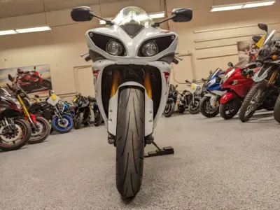 2009 Yamaha R1 Crossplane