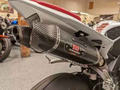 2009 Yamaha R1 Crossplane