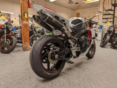 2009 Yamaha R1 Crossplane