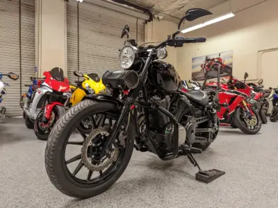 2014 Yamaha Bolt RAVEN