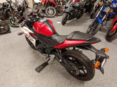 2015 Yamaha R3