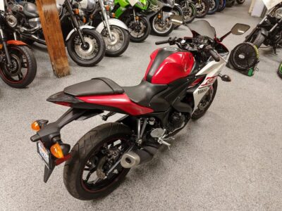 2015 Yamaha R3