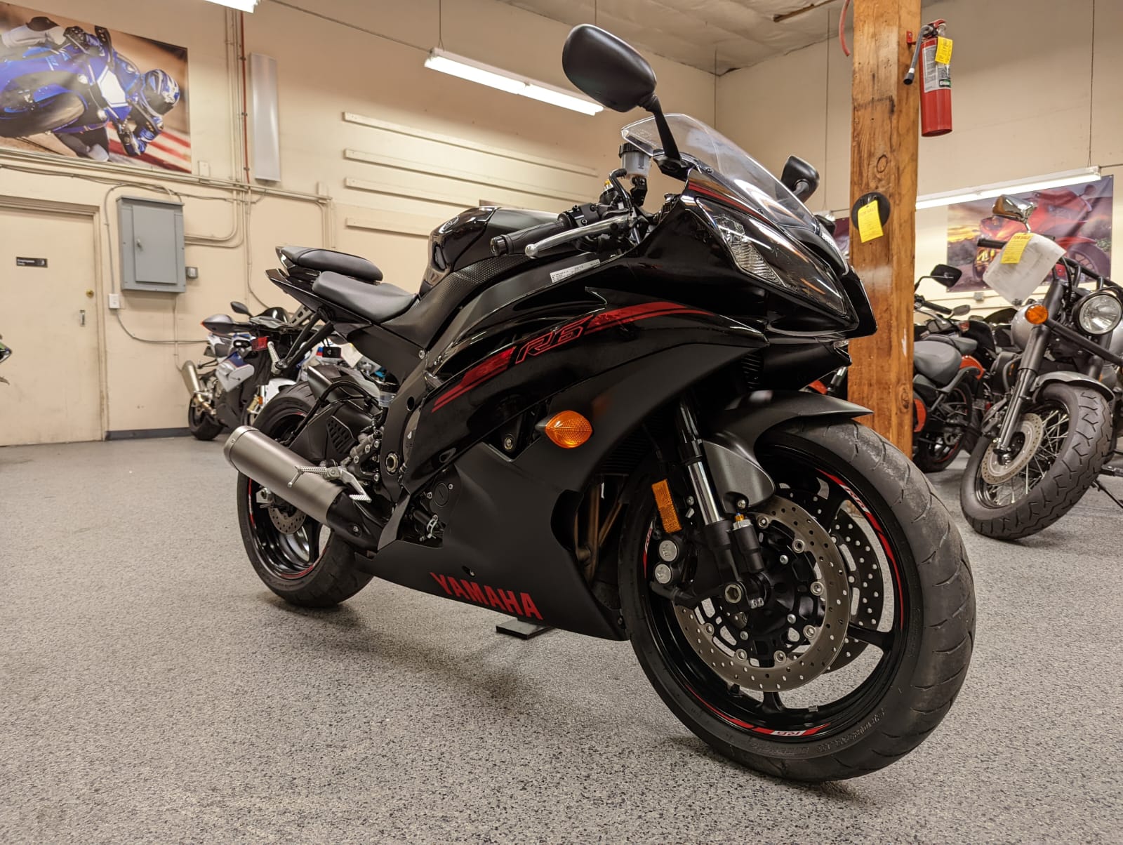 2020 yamaha r6 raven