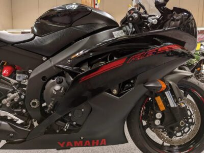 2015 Yamaha R6 RAVEN