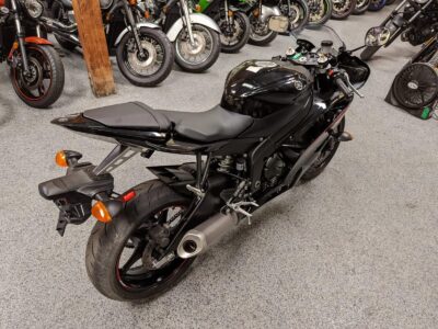2015 Yamaha R6 RAVEN