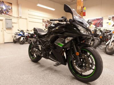 2019 Kawasaki Ninja 650 KRT EDITION