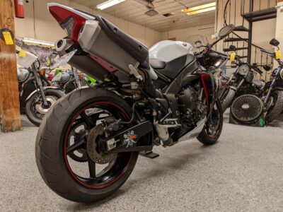 2012 Yamaha R1 RAVEN