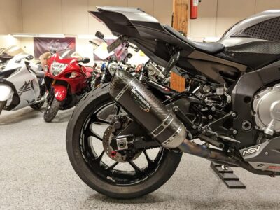 2016 Yamaha R1
