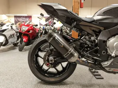 2016 Yamaha R1