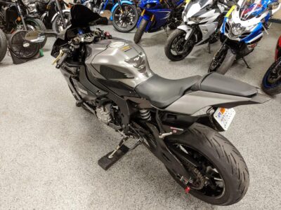 2016 Yamaha R1