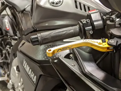 2016 Yamaha R1