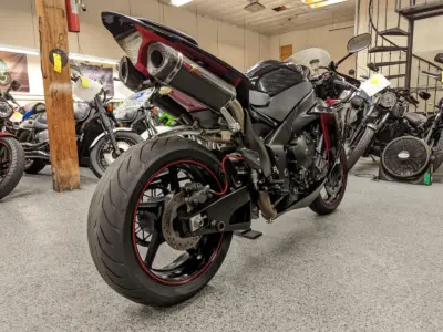 2011 Yamaha R1 Raven