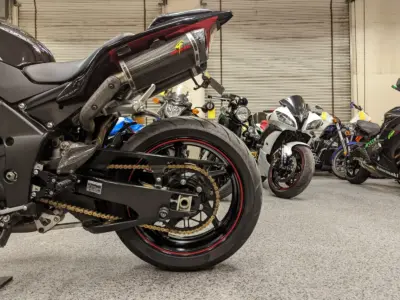 2011 Yamaha R1 Raven