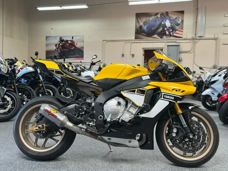 2016 Yamaha R1 60TH ANNIVERSARY EDITION