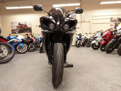 2009 Yamaha R1 Raven