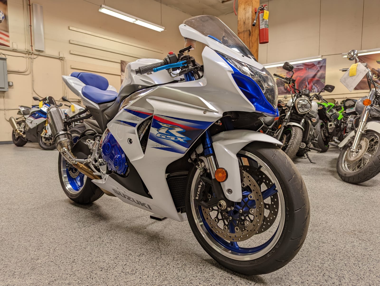 2014 Suzuki GSXR 1000 LIMITED EDITION - AK Motors