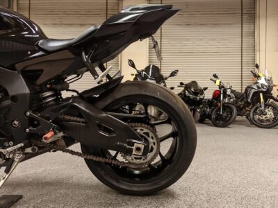 2015 Yamaha R1 RAVEN