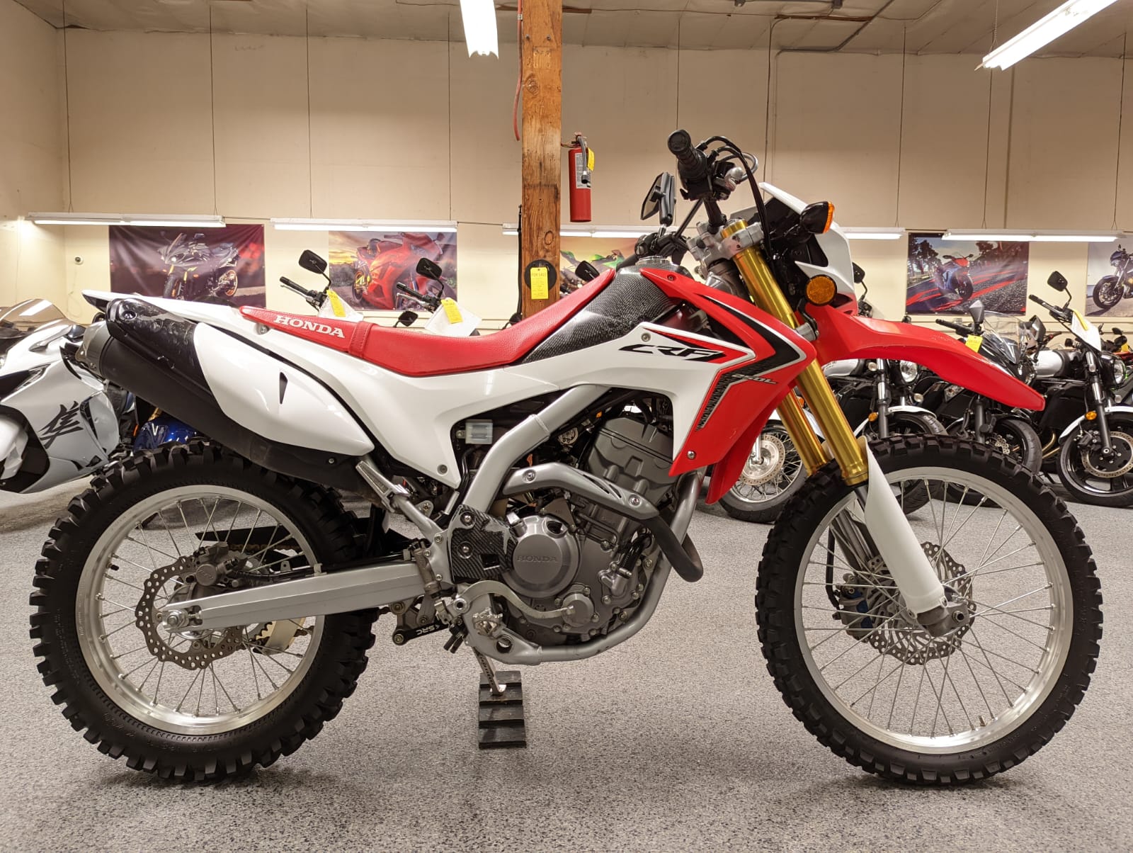2016 Honda CRF250L Dual sport 3000 Miles AK Motors
