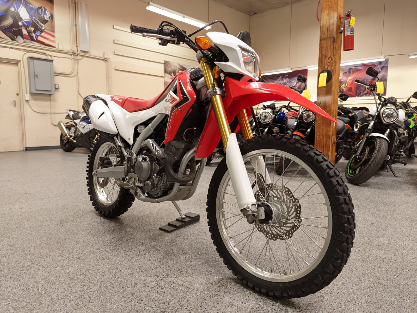 2016 Honda CRF250L Dual sport 3000 Miles AK Motors