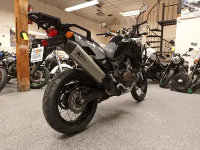 2016 Honda Africa Twin  CRF1000L Manual