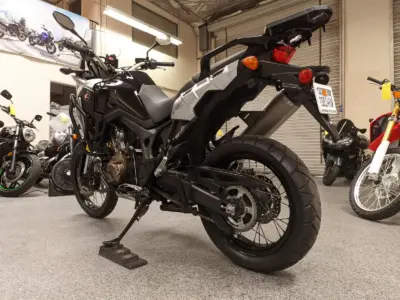 2016 Honda Africa Twin  CRF1000L Manual