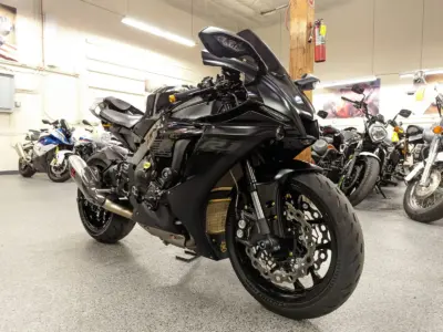 2020 Yamaha R1