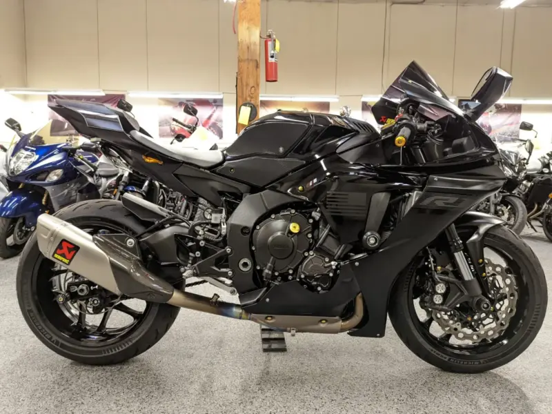 2020 Yamaha R1