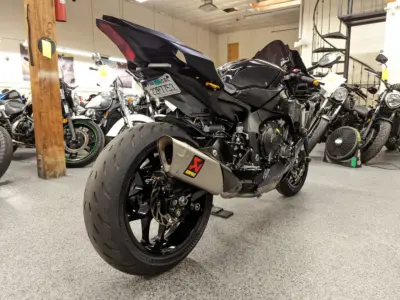 2020 Yamaha R1