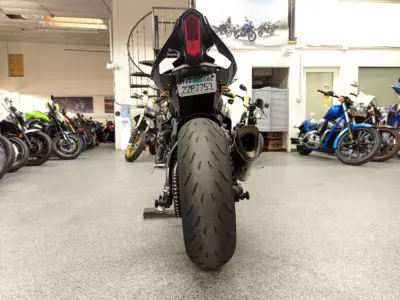 2020 Yamaha R1