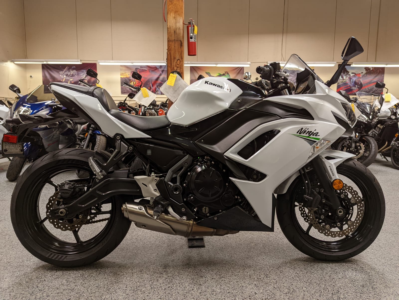 ninja 650 white 2020