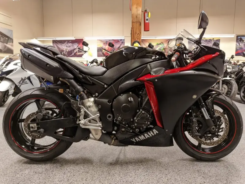 2009 Yamaha R1 Crossplane