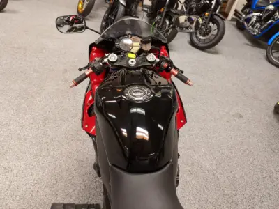 2009 Yamaha R1 Crossplane