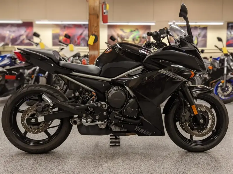 2014 Yamaha FZ6R