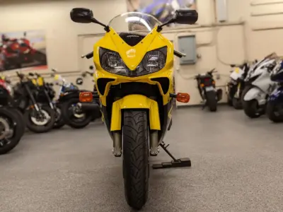 2002 Honda CBR F4i ONLY 900 MILES