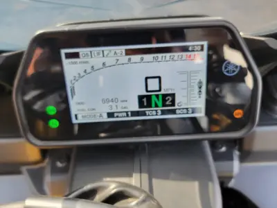 2015 Yamaha R1M