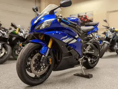 2006 YAMAHA R6