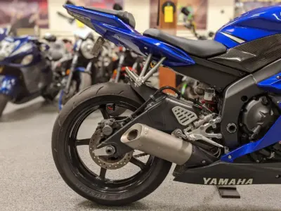 2006 YAMAHA R6