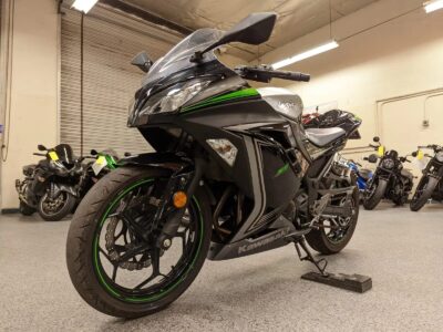 2015 Kawasaki Ninja 300 SPECIAL EDITION