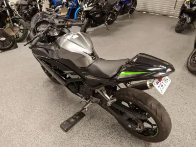 2015 Kawasaki Ninja 300 SPECIAL EDITION