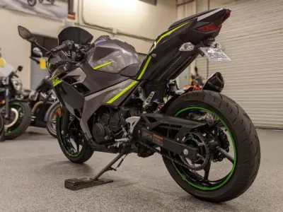2021 Kawasaki Ninja 400