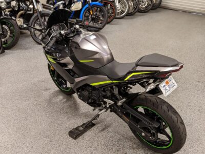 2021 Kawasaki Ninja 400