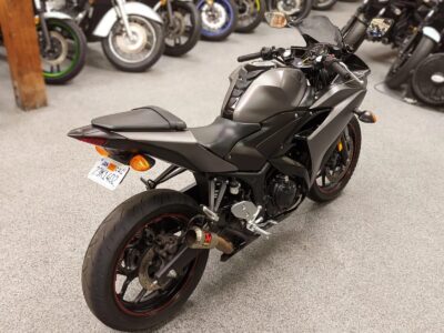 2016 Yamaha R3