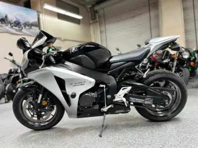 2008 HONDA CBR1000RR