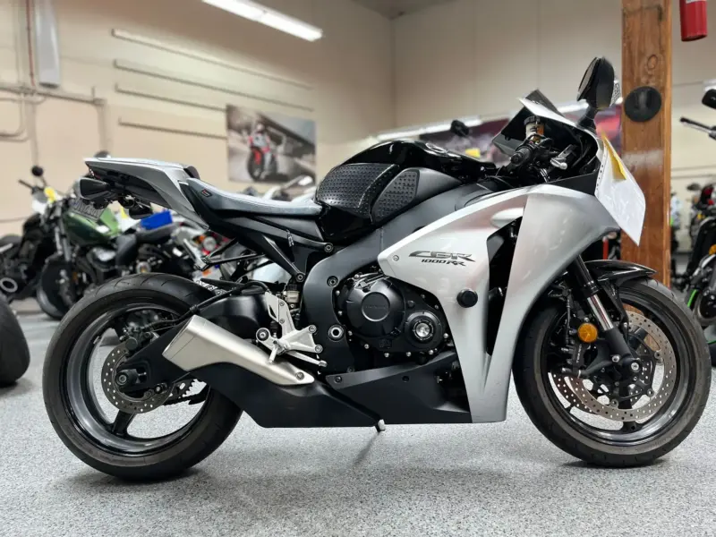 2008 HONDA CBR1000RR