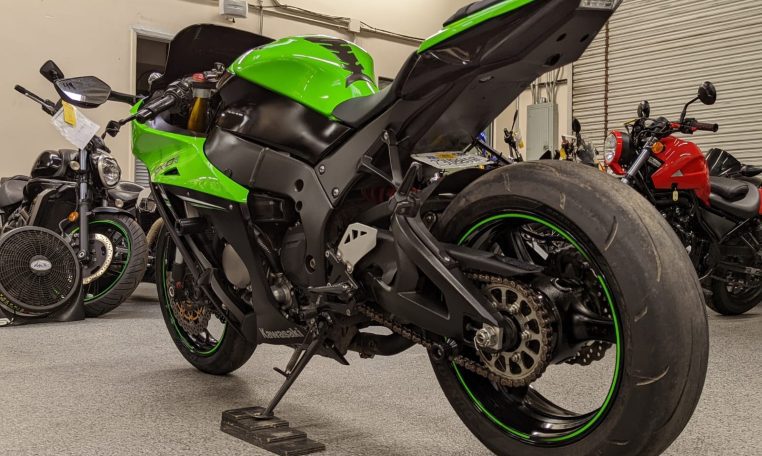 2014 Kawasaki Ninja ZX10R - AK Motors